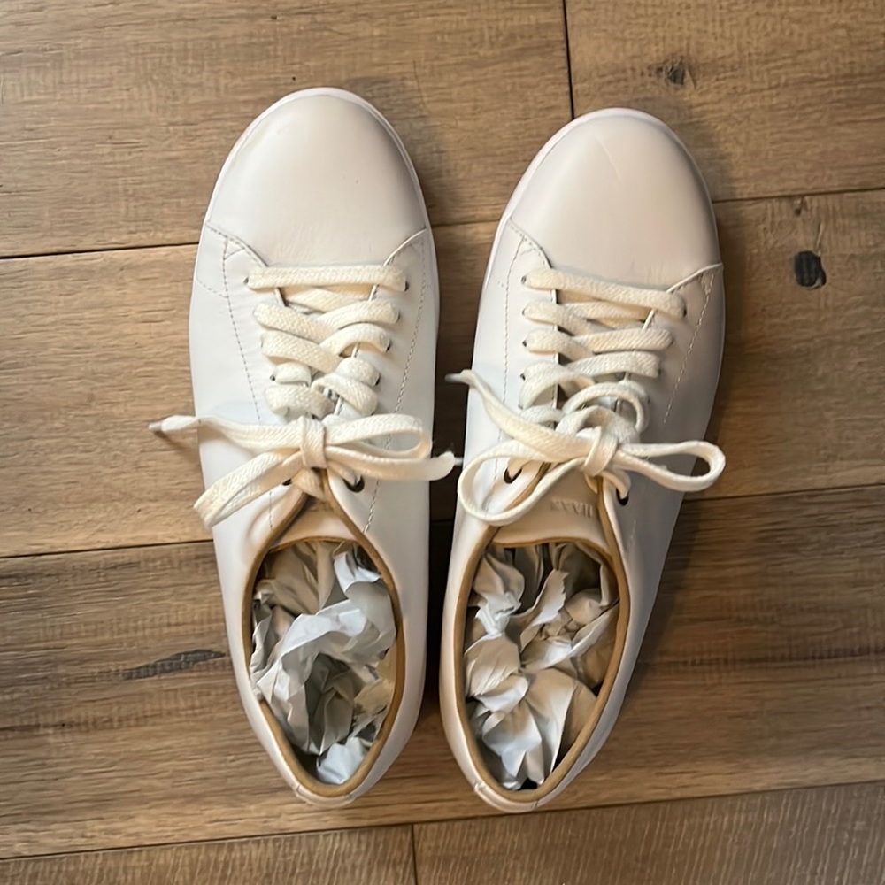 BRAND NEW. Cole Haan Crosscourt Leather Sneaker